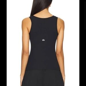 Alo Ribbed Mesh Secret Tank in black size XS